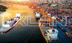 Xuất Khẩu Việt Nam 4T/2026 Vượt 297 Tỷ USD — Ngành Nào Của KCN Hưởng Lợi Nhất?